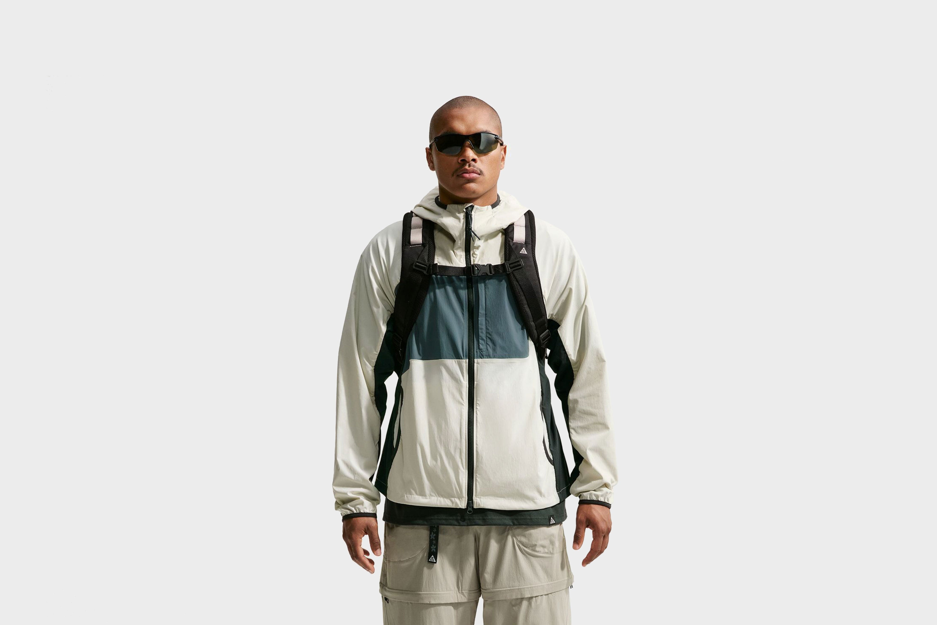 Nike ACG “Five Towers” UV Protection Jacket (Sea Glass/Black