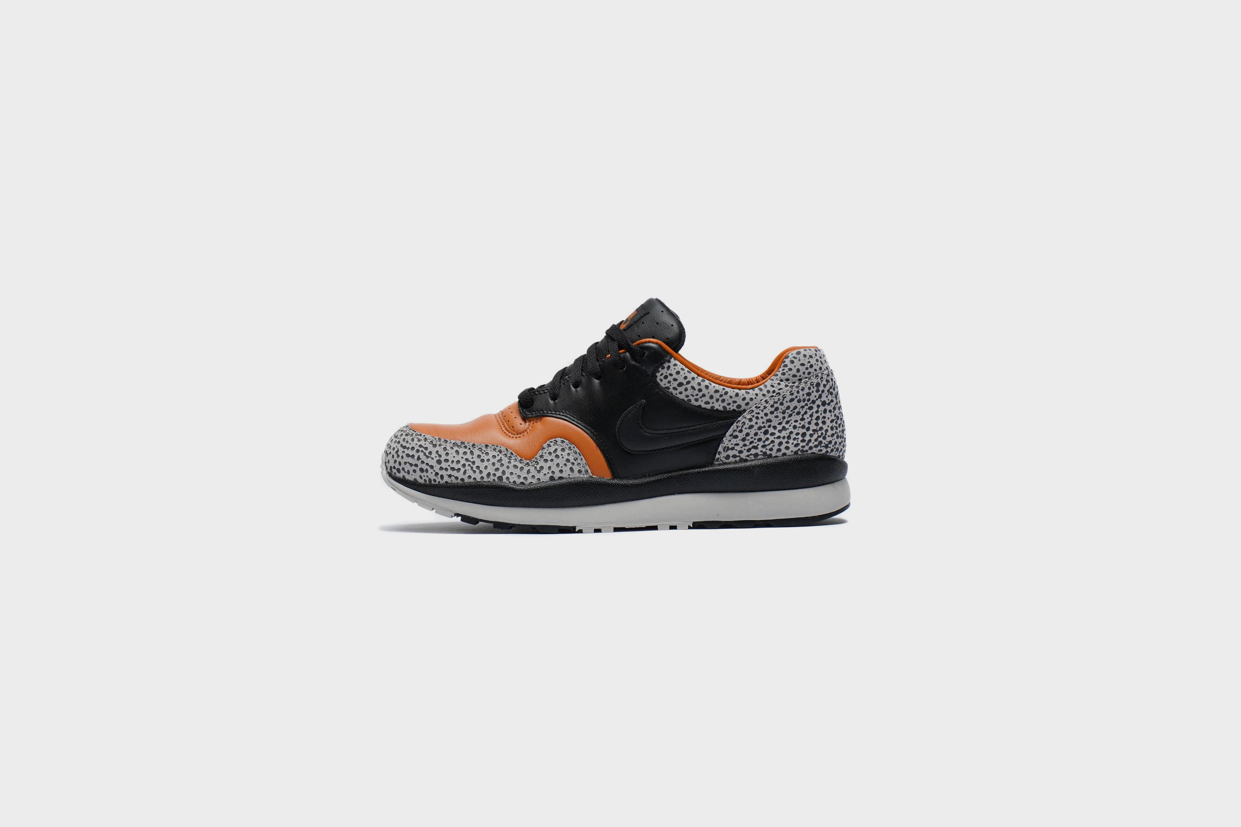 Orders nike safari qs