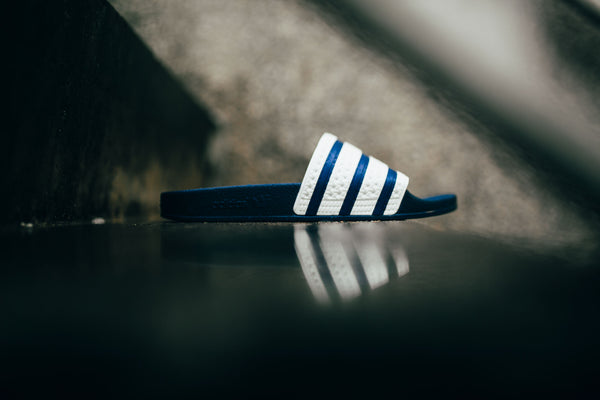 Adilette City Adidas Rock Kicks Blue/White) (Adidas –