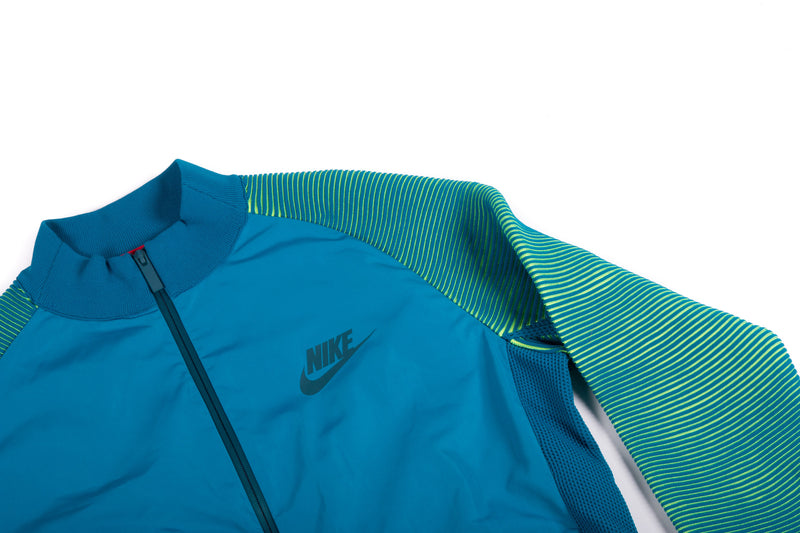 Nike - Sportswear Dynamic Reveal (Green Abyss/Midnight Turquoise)