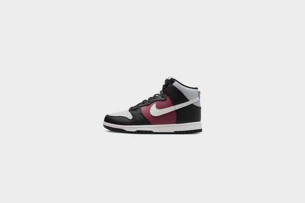 Sb dunk hi grey black shop blush  and  blue