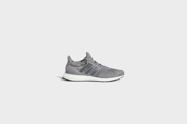 Adidas Ultraboost 1.0 (Grey/Refiv/Black)
