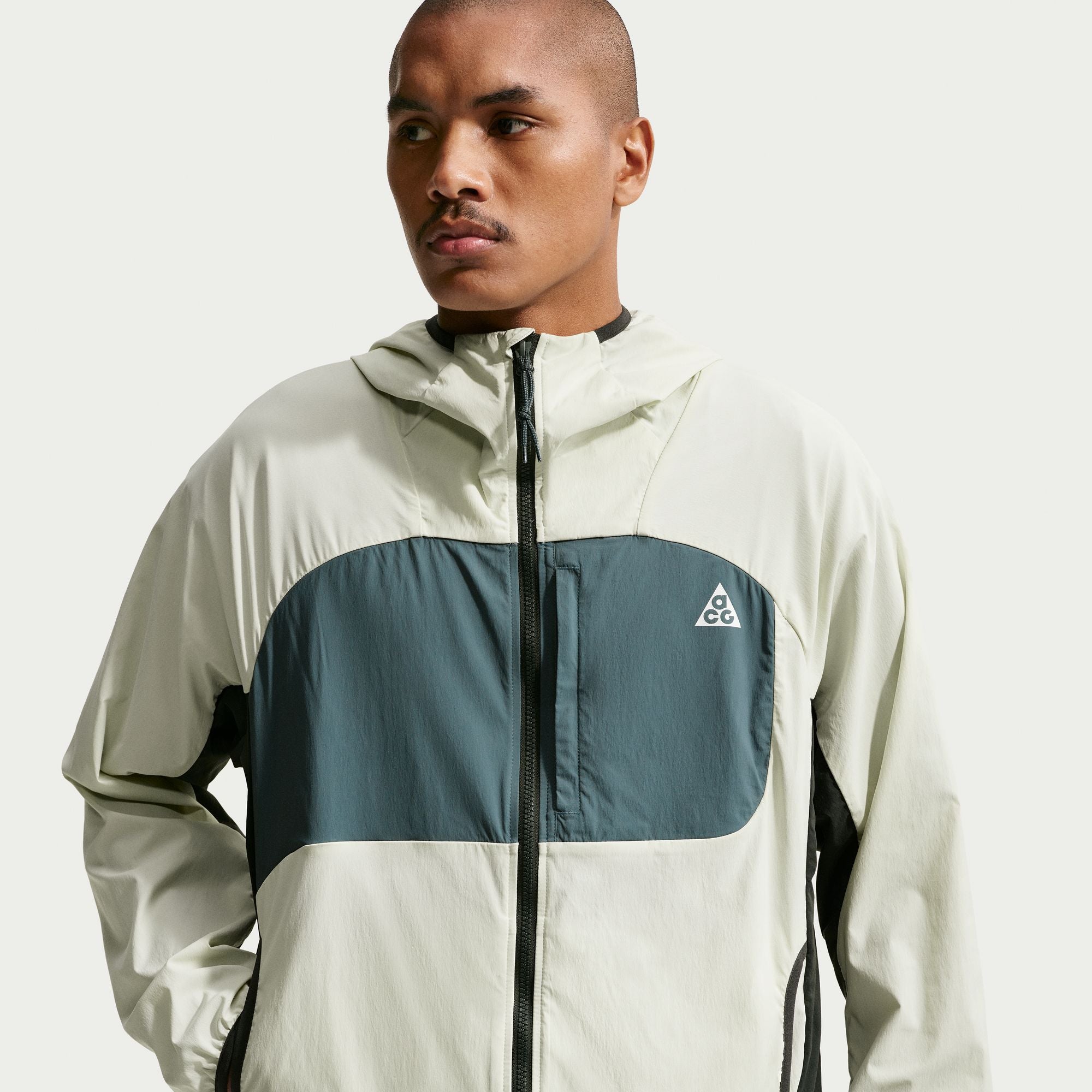 Nike ACG “Five Towers” UV Protection Jacket (Sea Glass/Black Nike ACG “Five Towers” UV Protection Jacket (Sea Glass/Black
