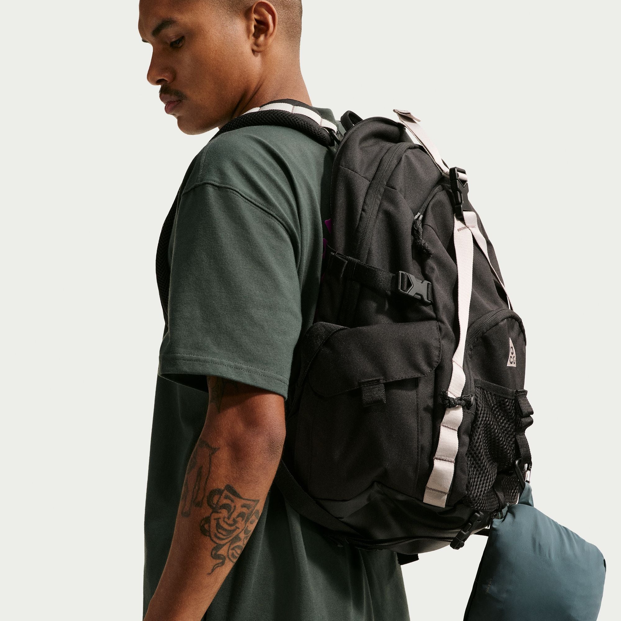 nike acg backpack jacket Nike ACG “Five Towers” UV Protection Jacket (Sea Glass/Black Spruce/Mineral Slate/Summit White)