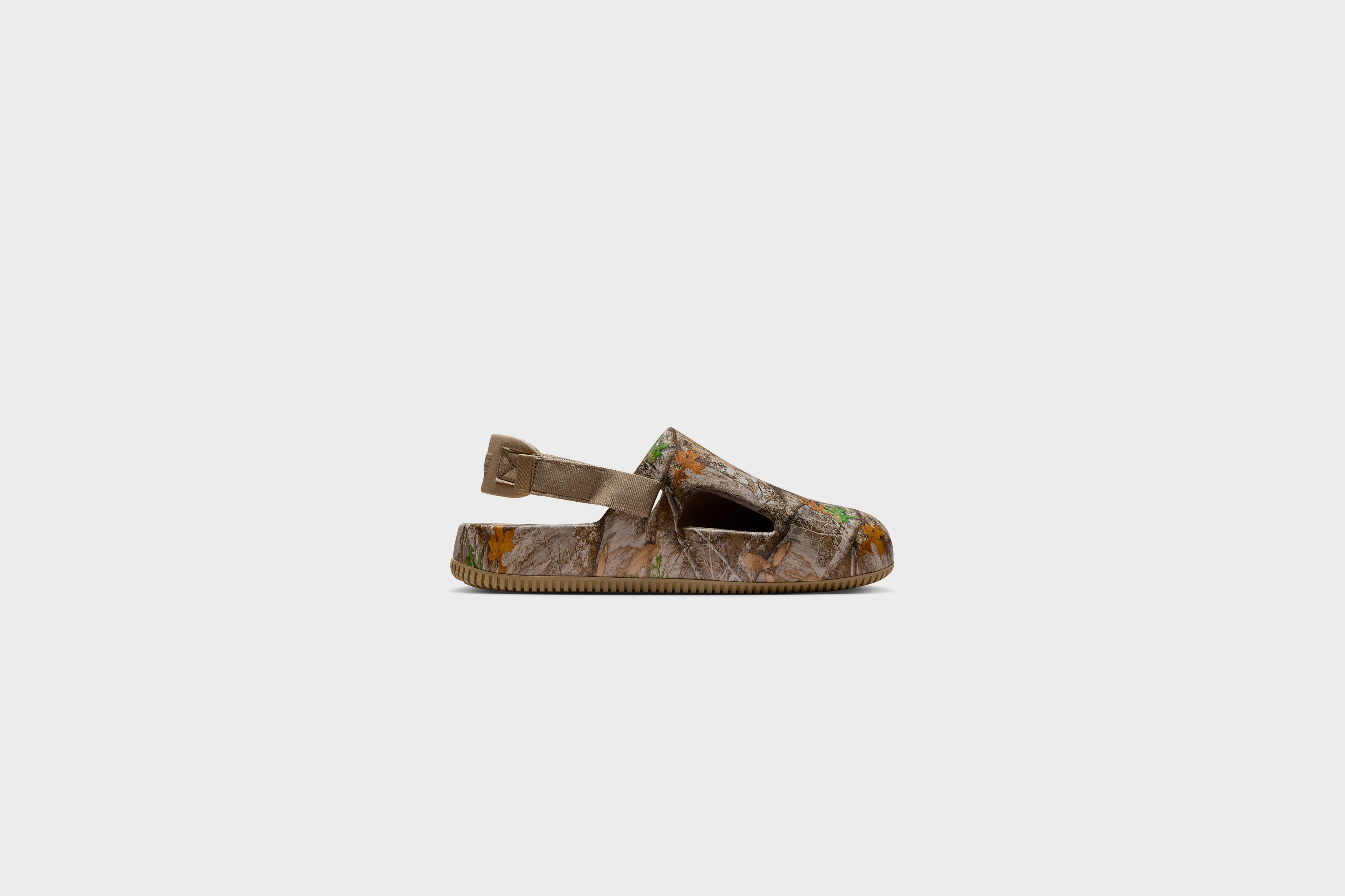 ◆正規品◆NIKE CALM MULE REALTREE KHAKI◆関税/送料込◆大人気 Nike Calm Mule Realtree Camo Men's - IB4359-200 - US