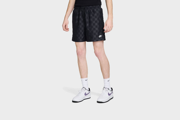 Nike Club Flow Shorts (Black/White)