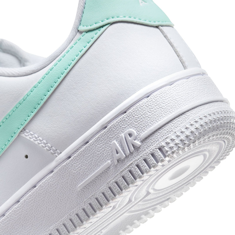 WMNS Nike Air Force 1 ‘07 (White/Jade Ice)