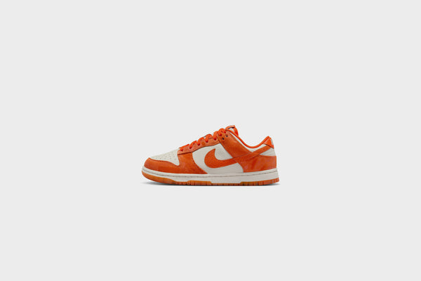WMNS Nike Dunk Low (Light Bone/Safety Orange)