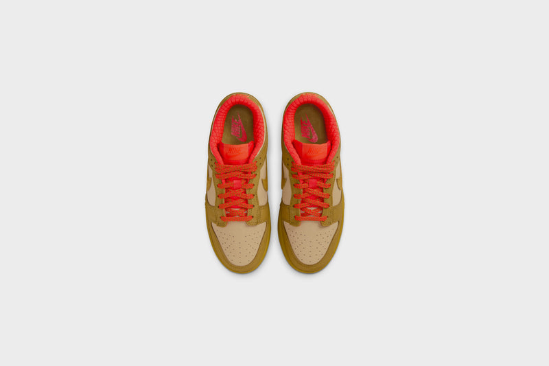 WMNS Nike Dunk Low (Sesame/Bronzine-Picante Red)