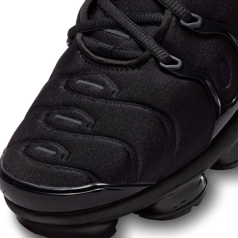 Nike Air VaporMax Plus (Black/Black-Dark Grey)