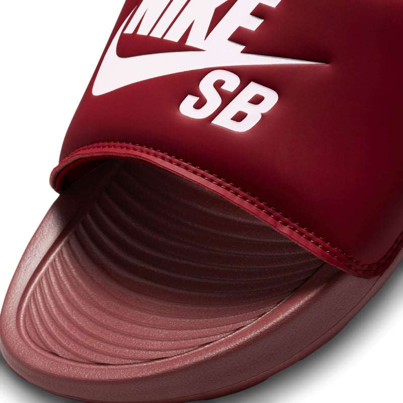 Nike Victori One Slide SB (Team Red/White-Team Red)