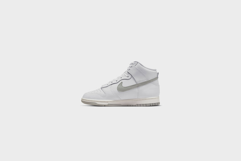 WMNS Nike Dunk High (White/Grey Fog-Sail)